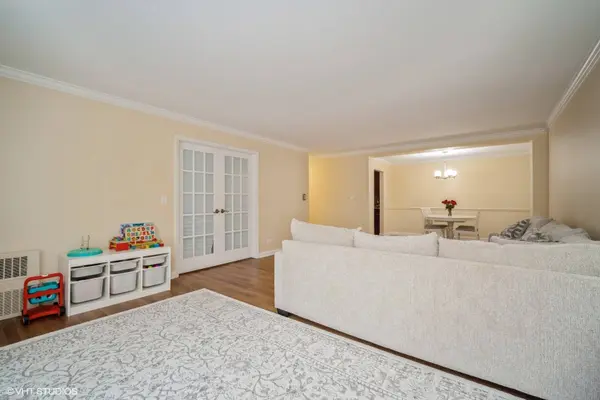 401 ASCOT DR #1D, Park Ridge, IL 60068