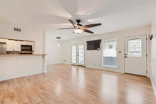 6718 Silvermine DR #1003, Austin, TX 78736