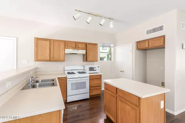 4159 E GAIL Drive, Gilbert, AZ 85296