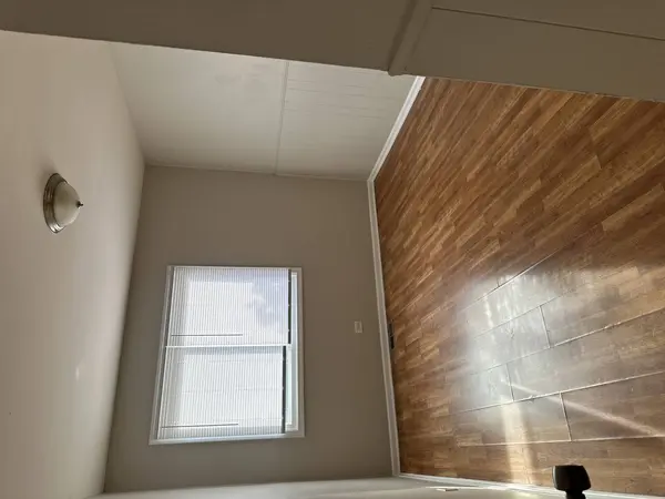 5950 Woodgate Drive, Matteson, IL 60443