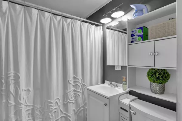 628 E Crown Ave, Spokane, WA 99207