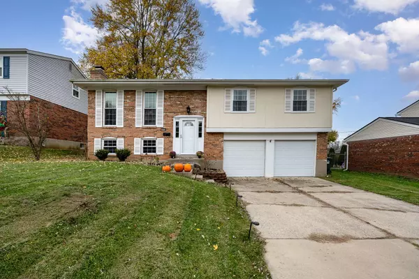 1879 Fallbrook Ln, Cincinnati, OH 45240-1013