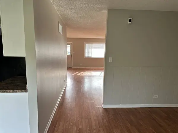 5950 Woodgate Drive, Matteson, IL 60443