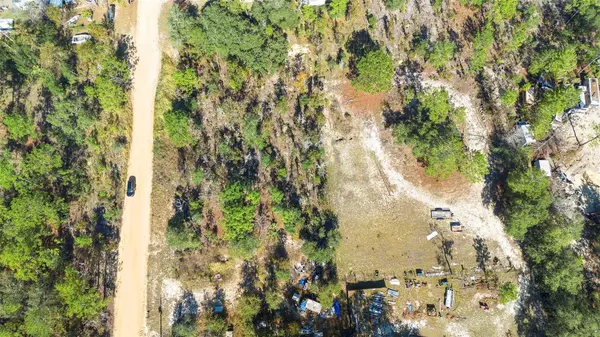 214 VIOLET AVE, Interlachen, FL 32148