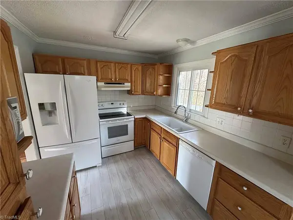 222 Westridge DR, King, NC 27021