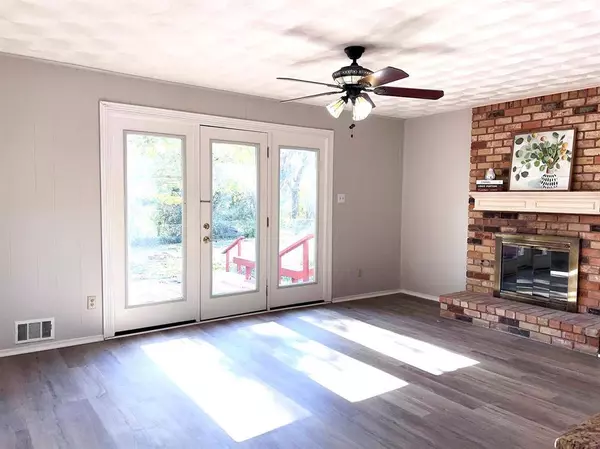 1104 Carroll Drive, Garland, TX 75041