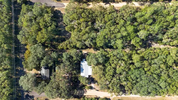 102 OAK DR, Interlachen, FL 32148