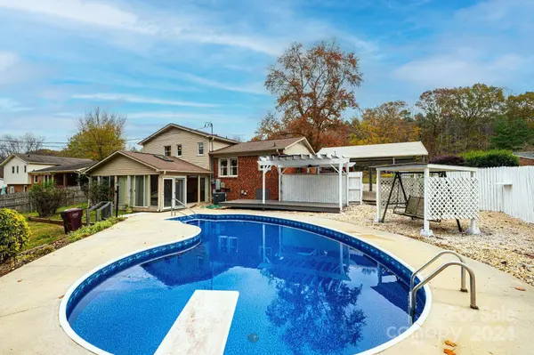 407 W Hillside DR, China Grove, NC 28023