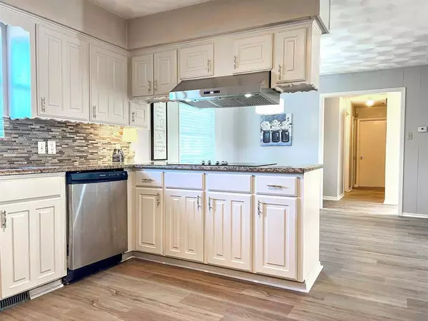 1104 Carroll Drive, Garland, TX 75041