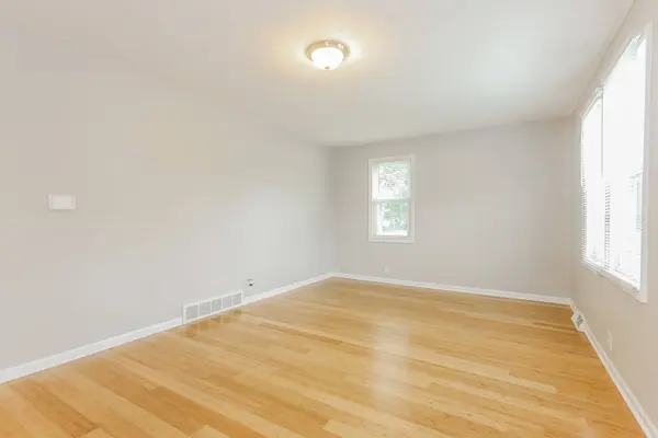 1171 Lawrence Avenue, Elgin, IL 60123