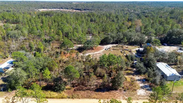 214 VIOLET AVE, Interlachen, FL 32148