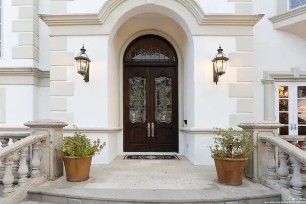 2 ADMIRALS WAY, San Antonio, TX 78257-1300