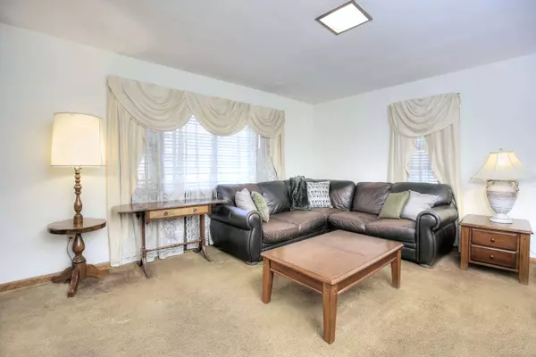 45 Grandview Avenue, Bridgeport, CT 06606