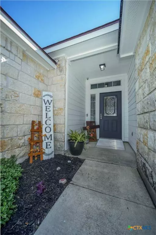 210 Brazoria TRL, San Marcos, TX 78666