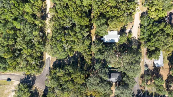 102 OAK DR, Interlachen, FL 32148