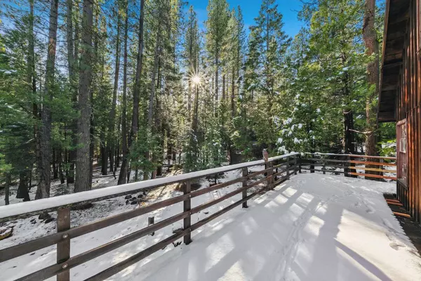 6 Gerle CRK, Pollock Pines, CA 95726