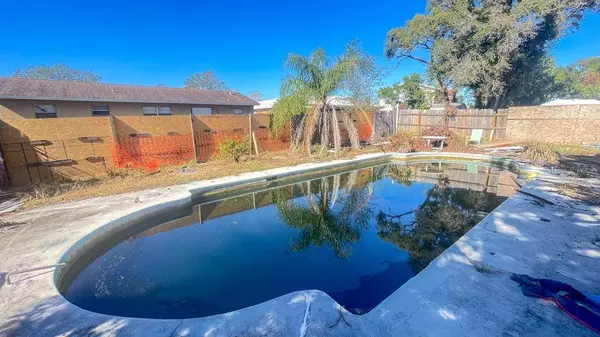 2014 DERBYWOOD DR, Brandon, FL 33510