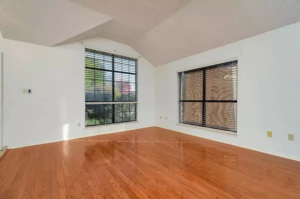 369 Banyan Drive, Grapevine, TX 76051