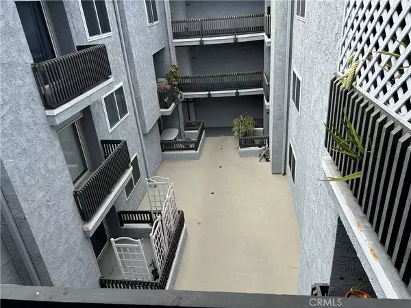 8635 Falmouth AVE #301, Playa Del Rey, CA 90293