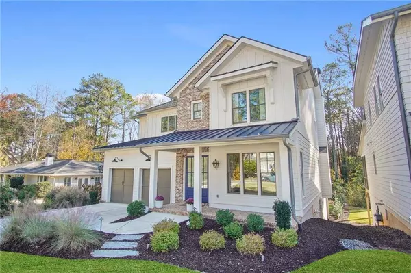 1272 Hayes DR SE, Smyrna, GA 30080