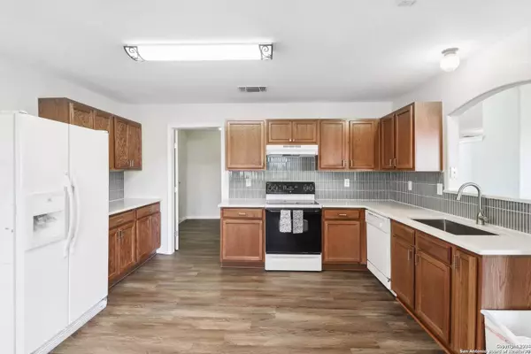 10103 DIVINE BREEZE, San Antonio, TX 78251-4371