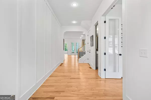 1272 Hayes DR SE, Smyrna, GA 30080