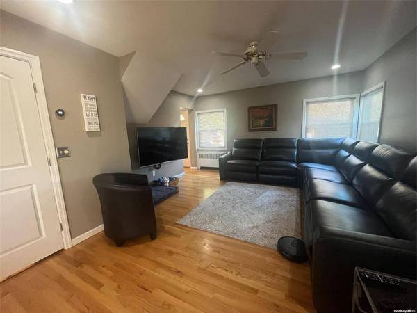 1555 Spring ST, East Meadow, NY 11554