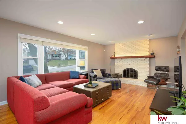 11118 Jones Street, Omaha, NE 68154