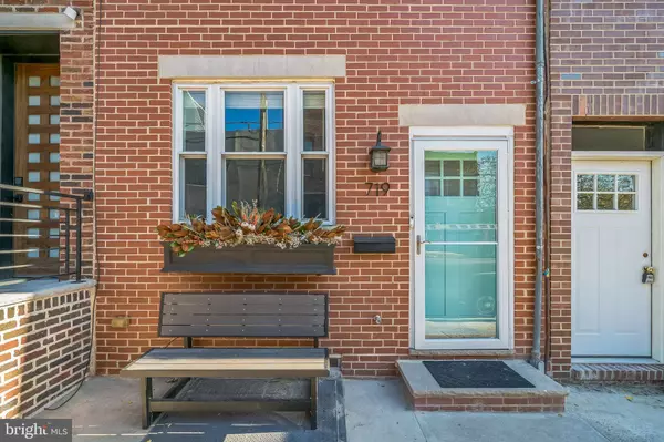 719 N 3RD ST, Philadelphia, PA 19123