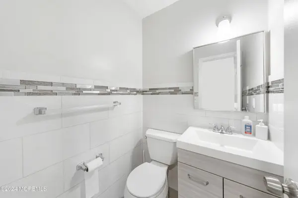 18 Homestead Drive, Matawan, NJ 07747