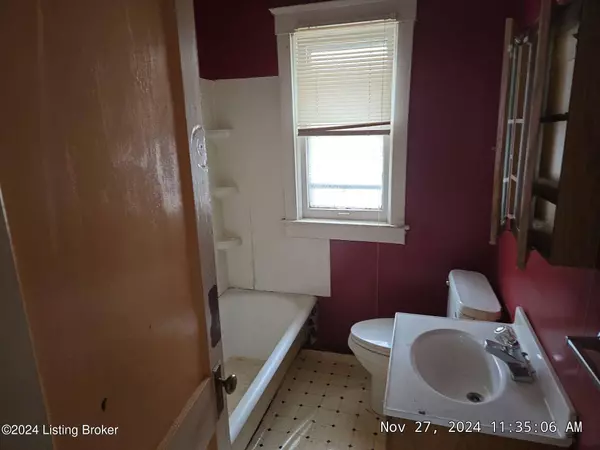 681 S 42nd St, Louisville, KY 40211