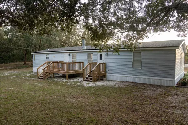 1835 CR 543B, Sumterville, FL 33585