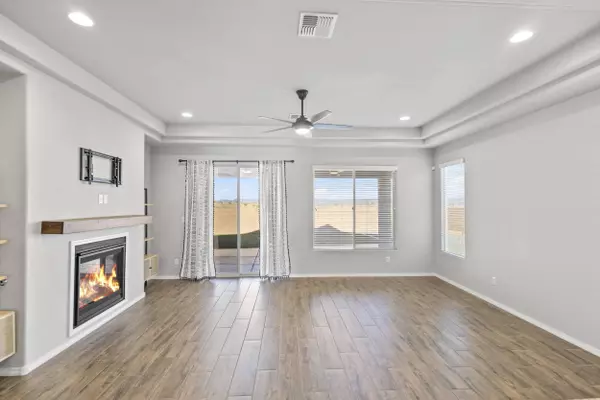 4317 CROWNED EAGLE LOOP NE, Rio Rancho, NM 87144