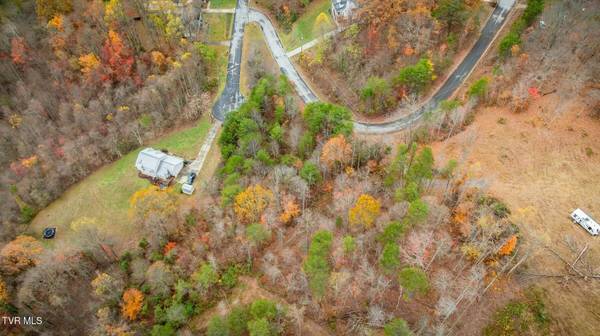 495 Oak Forest PL, Kingsport, TN 37664