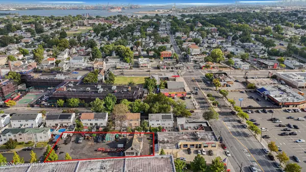 964 Richmond AVE, Staten Island, NY 10314