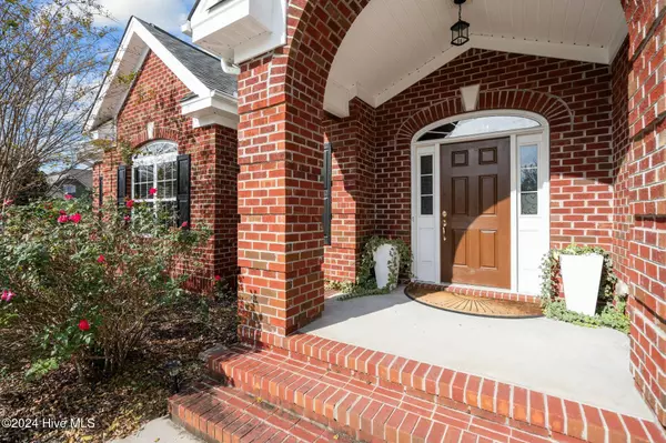 1028 West Cove LOOP, Leland, NC 28451