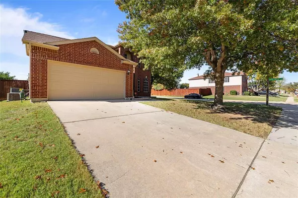 8000 Seven Oaks Lane, Denton, TX 76210