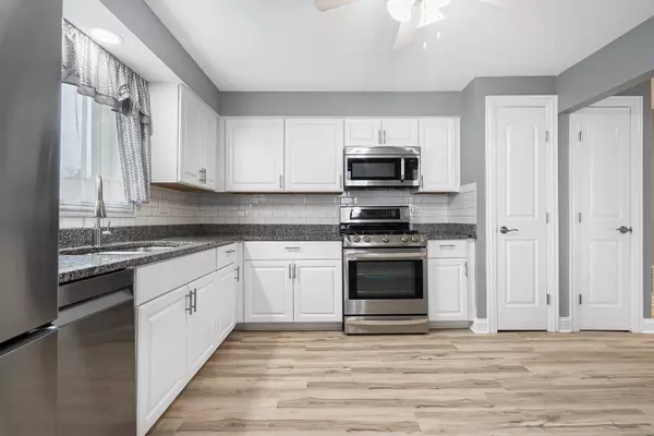 5032 W 122nd Street #1B, Alsip, IL 60803