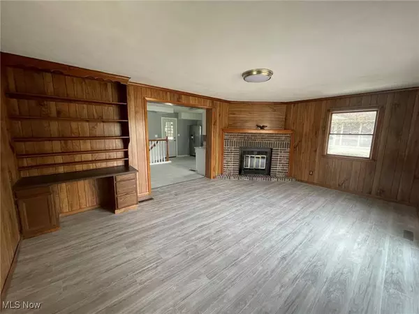 230 Deer Trail AVE, Canfield, OH 44406