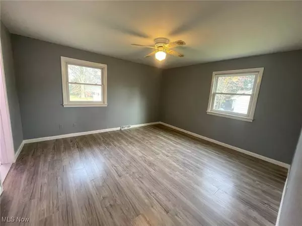 230 Deer Trail AVE, Canfield, OH 44406