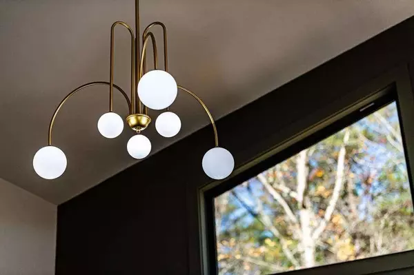 1097 Lees Ride, Mccaysville, GA 30555