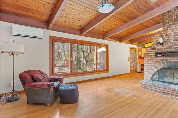 370 Armson Rd, Gabriola Island, BC V0R 1X1