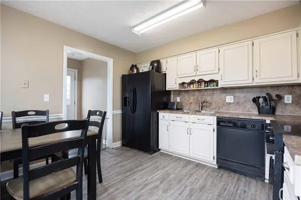 126 Owens RD, Fort Mitchell, AL 36856