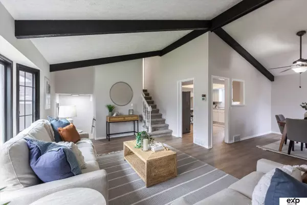 3004 Leawood Drive, Bellevue, NE 68123