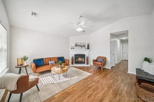 1108 W 23rd ST N, Claremore, OK 74017