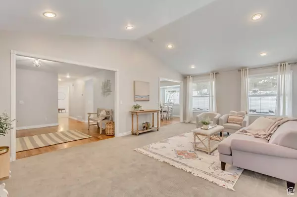 381 N ALPENHOF LN, Midway, UT 84049