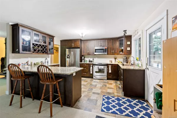 875 Walfred Rd, Langford, BC V9C 2P2