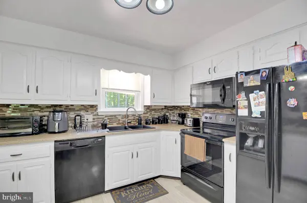 614 METZGAR RD, East Stroudsburg, PA 18301