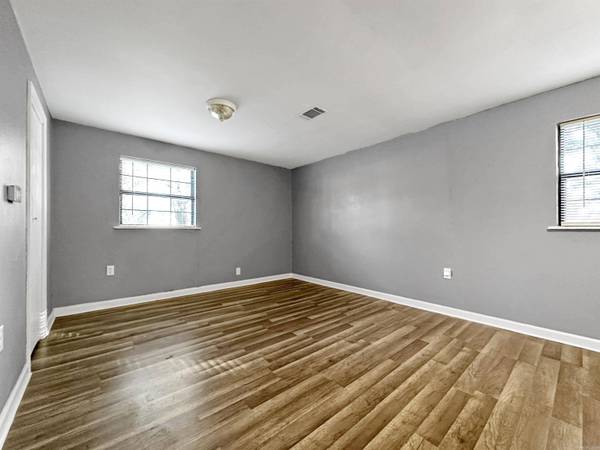 114 Steed Street, Conway, AR 72032