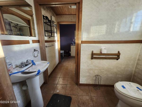 8469 151ST AVE NE, St Thomas, ND 58276